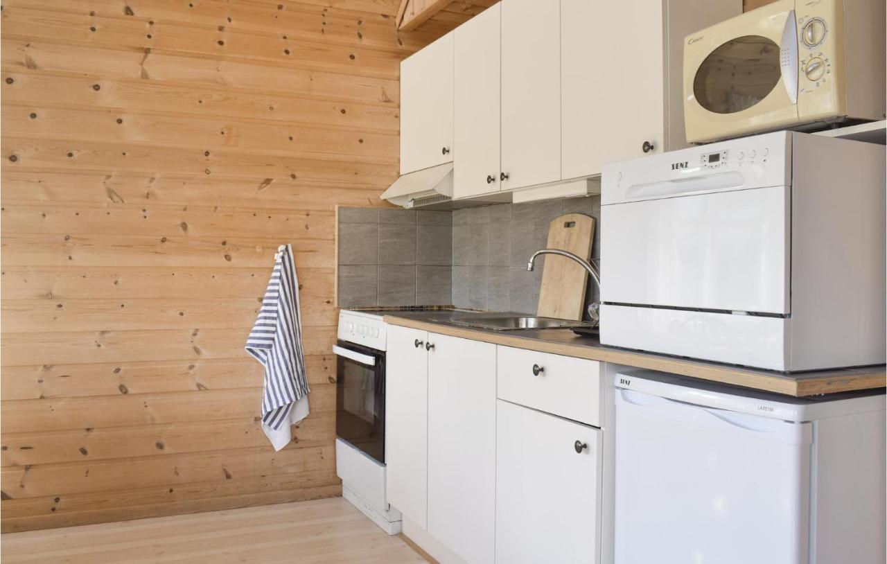 Gorgeous Home In Vallavik With Wifi Vangsbygd Exterior photo